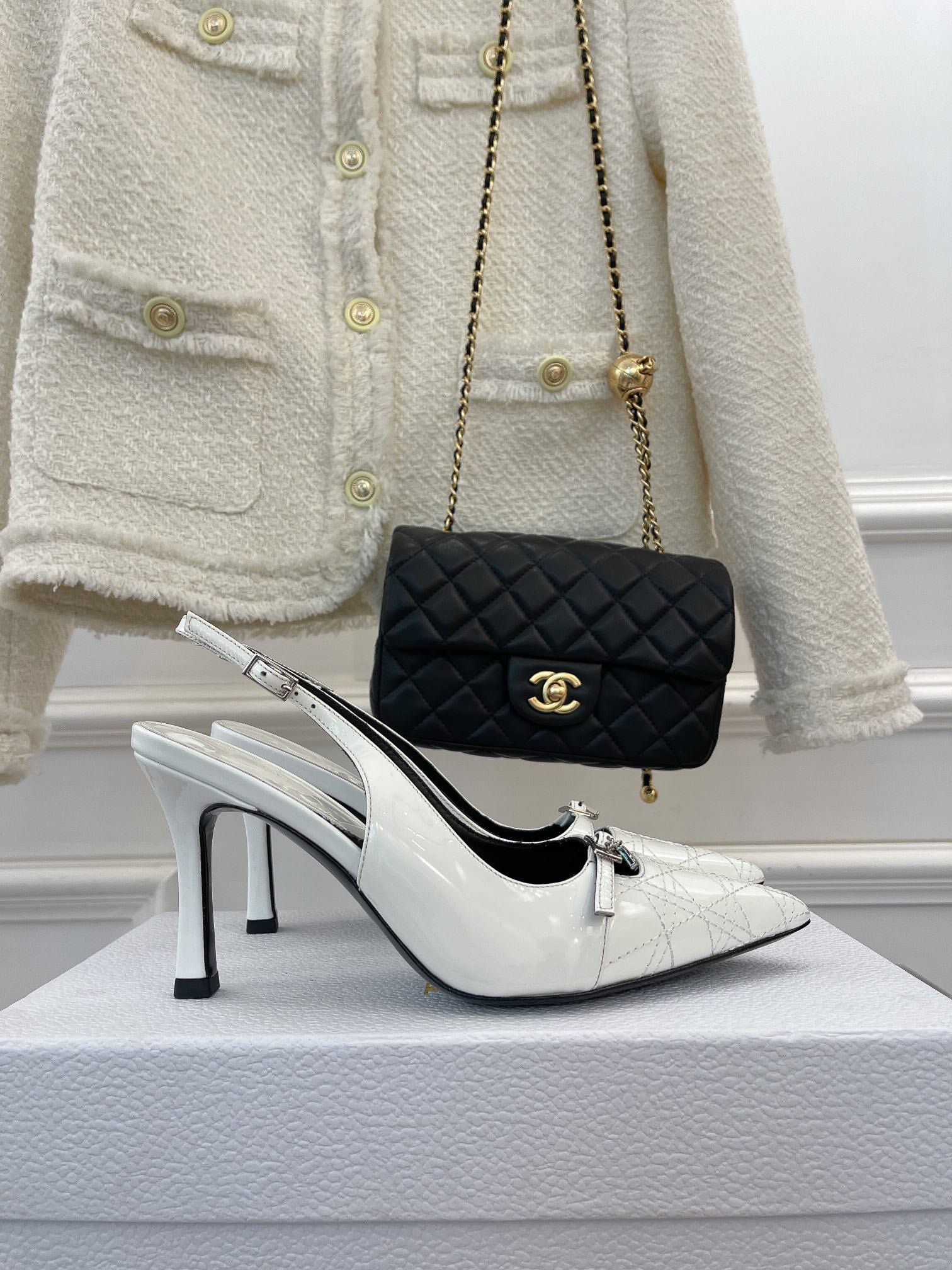 Zapato de salón slingback J'Adior