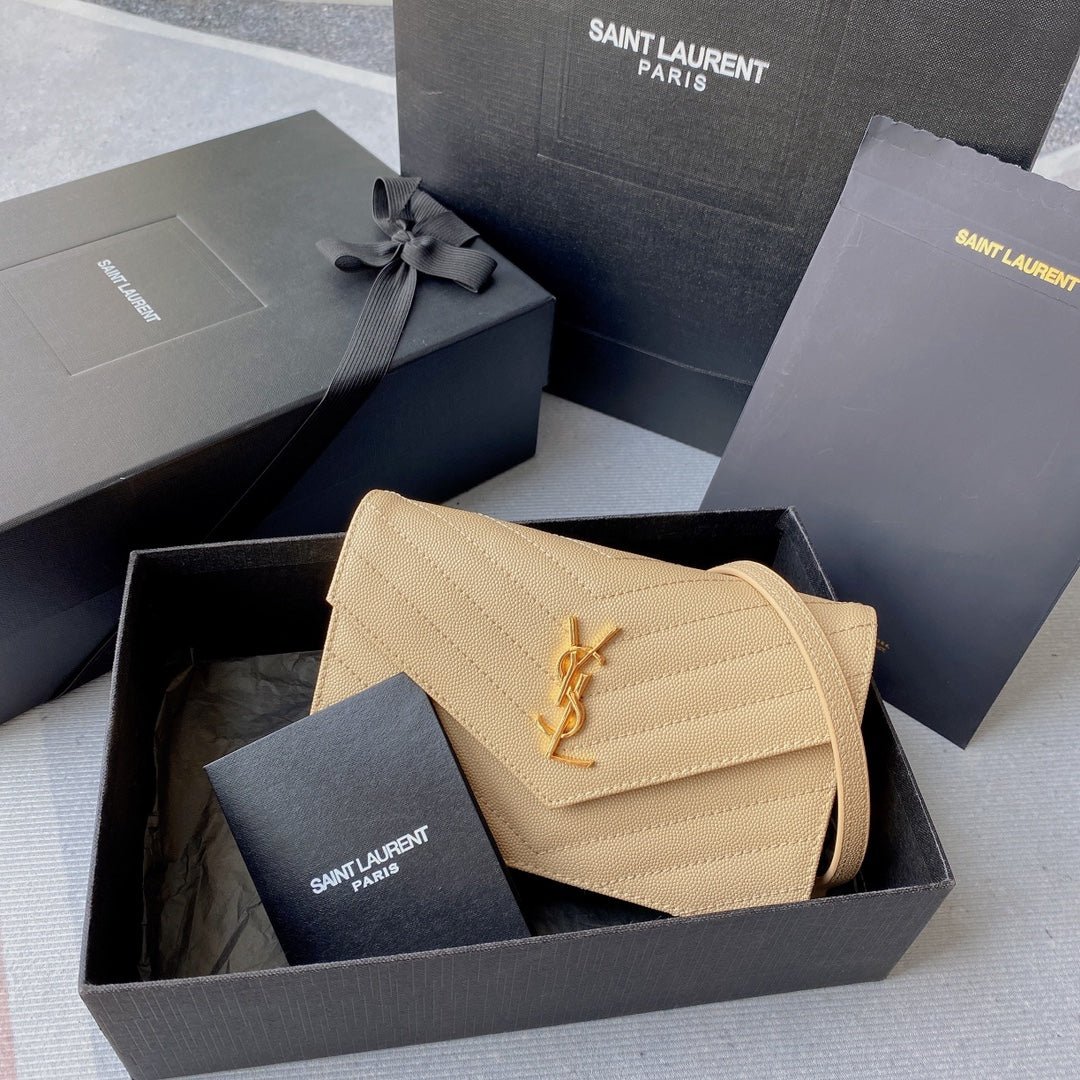 BOLSO CASSANDRE MATELASSÉ YSL