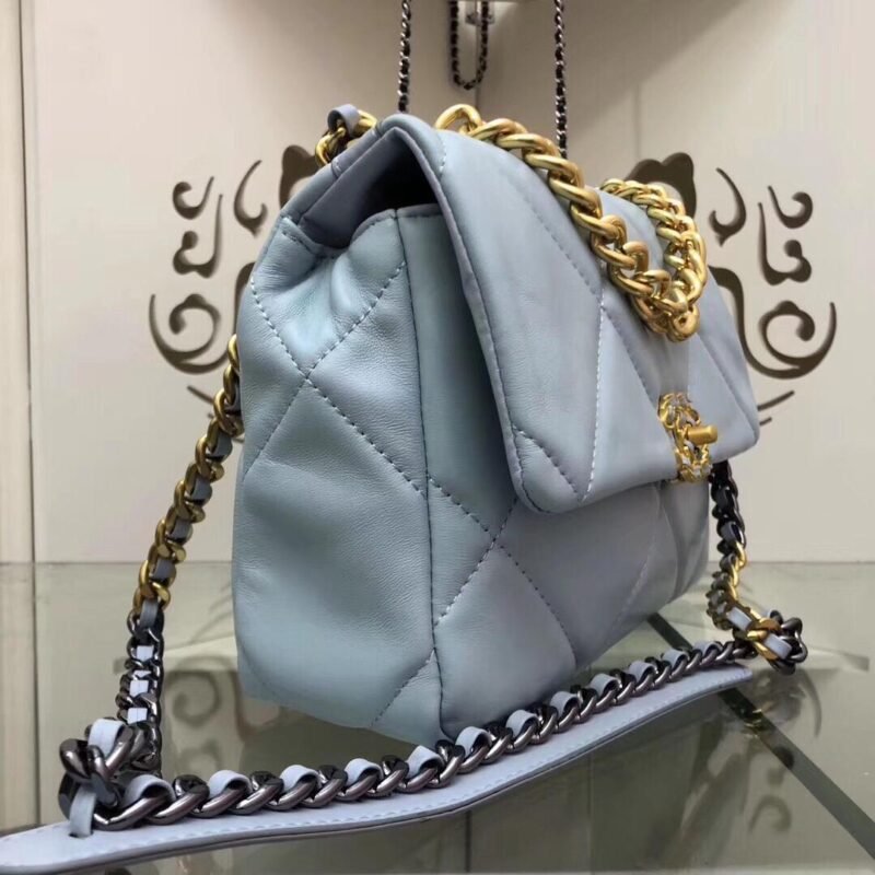 BOLSO CHANEL 19 - Imagen 4