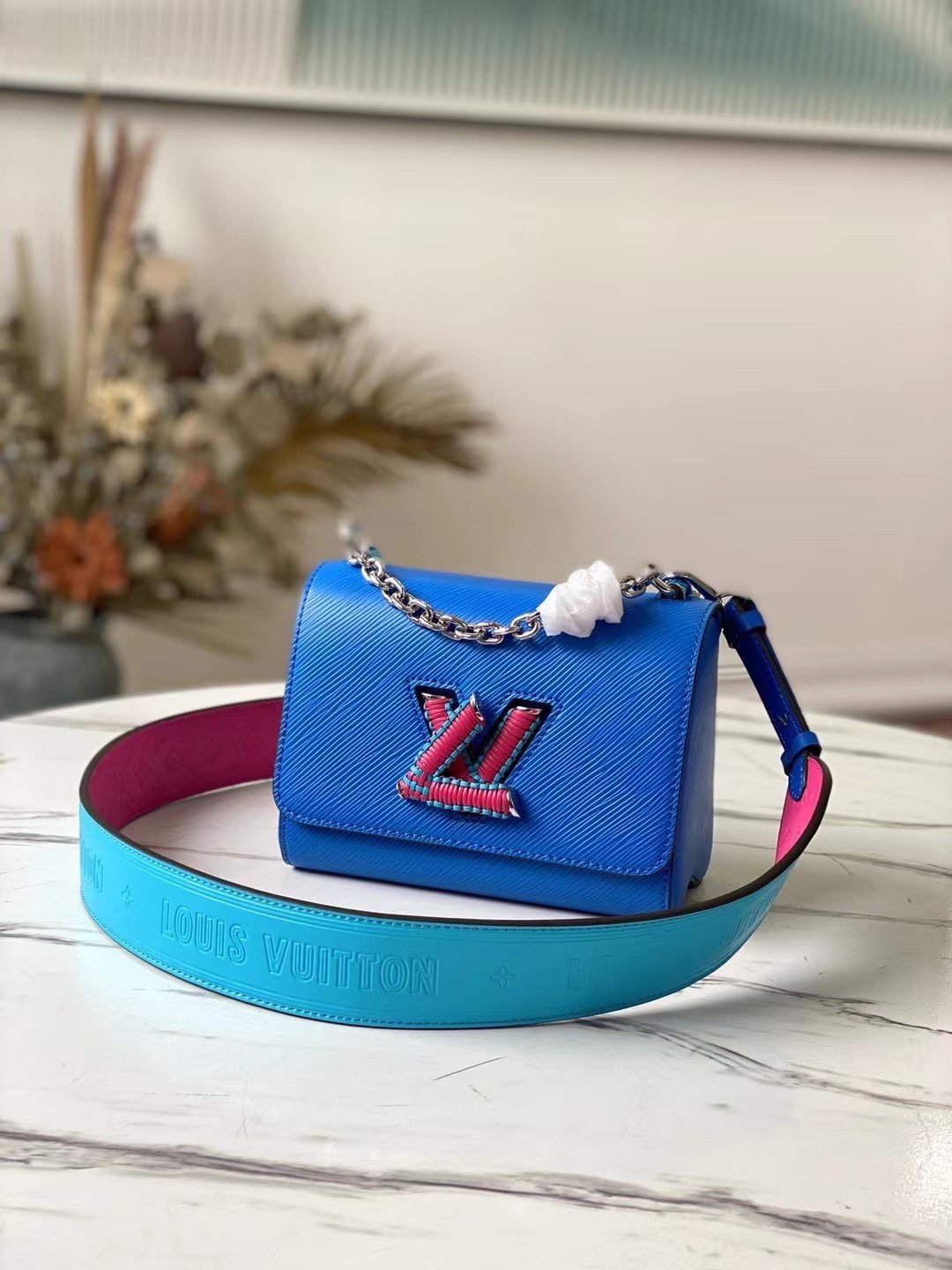 BOLSO TWIST PM Louis Vuitton