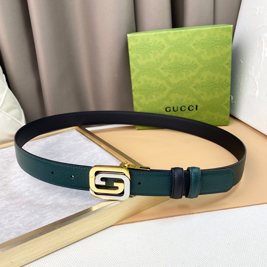 Cinturón reversible con GG cuadrada GUCCI