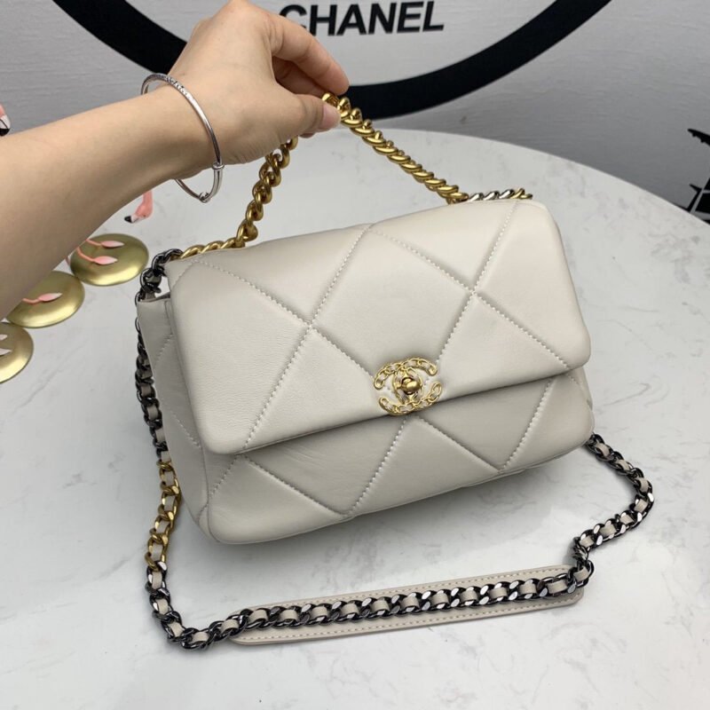 Bolso CHANEL 19 - Imagen 2