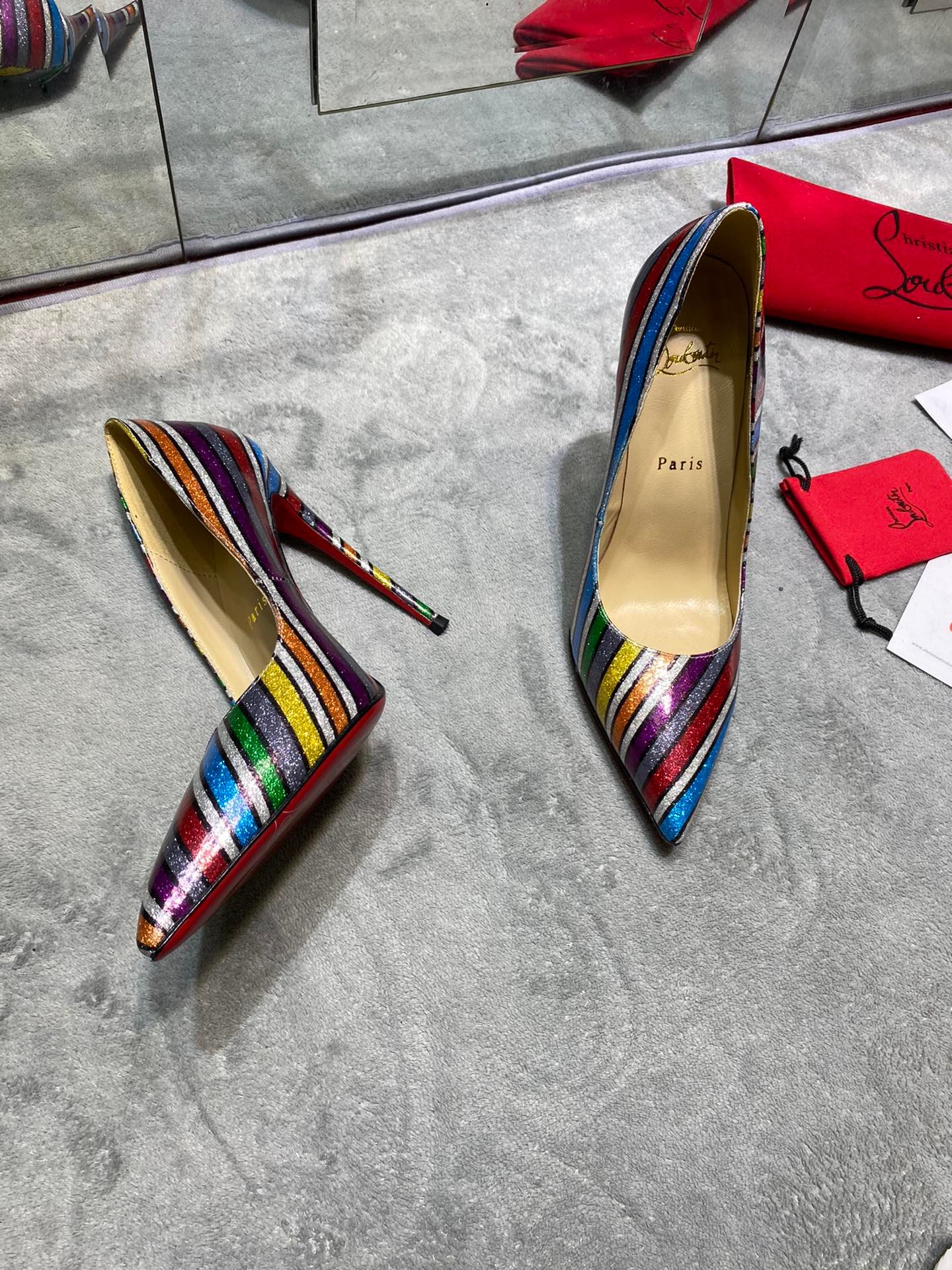 Kate CHRISTIAN LOUBOUTIN