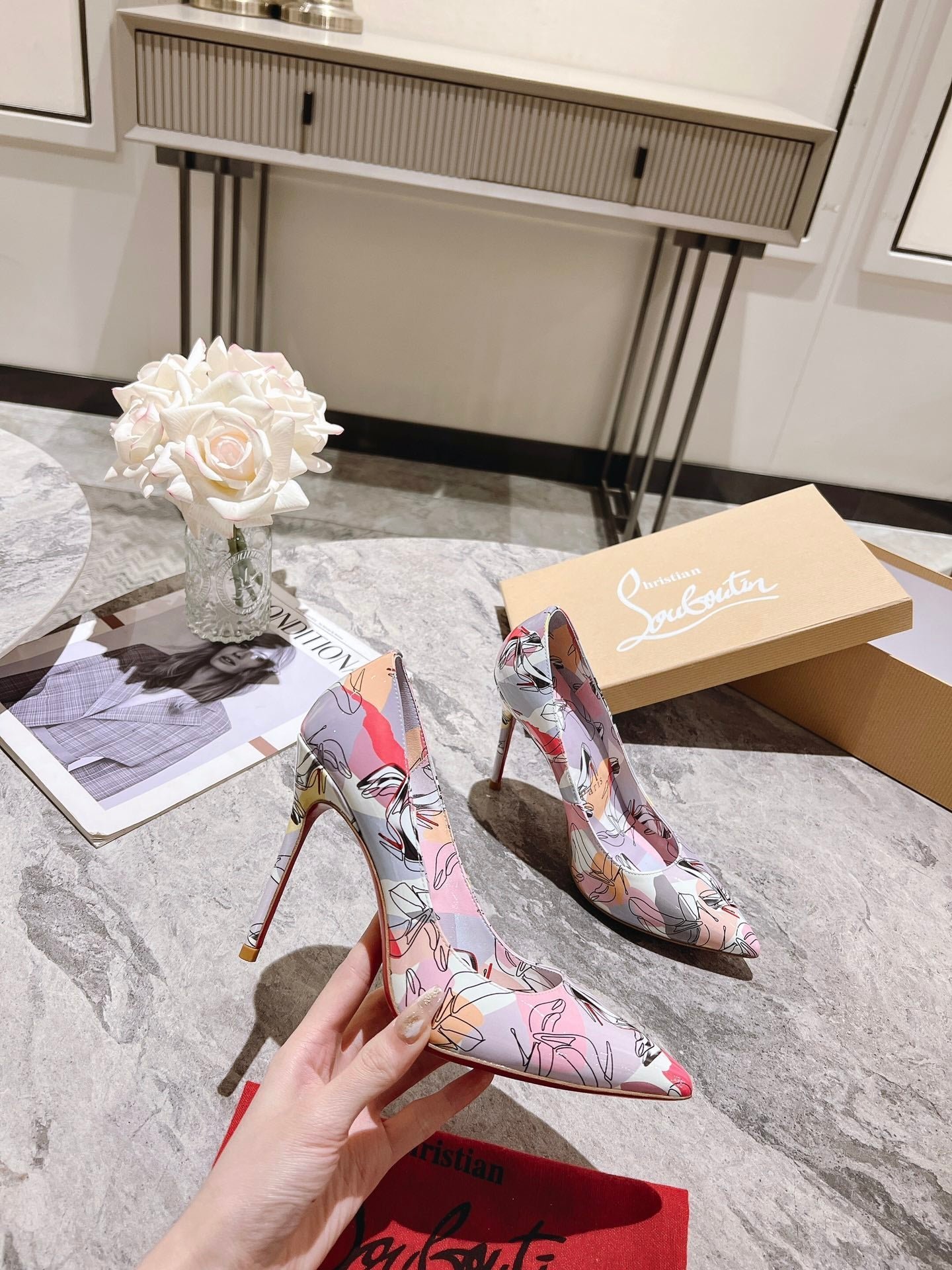 Kate CHRISTIAN LOUBOUTIN