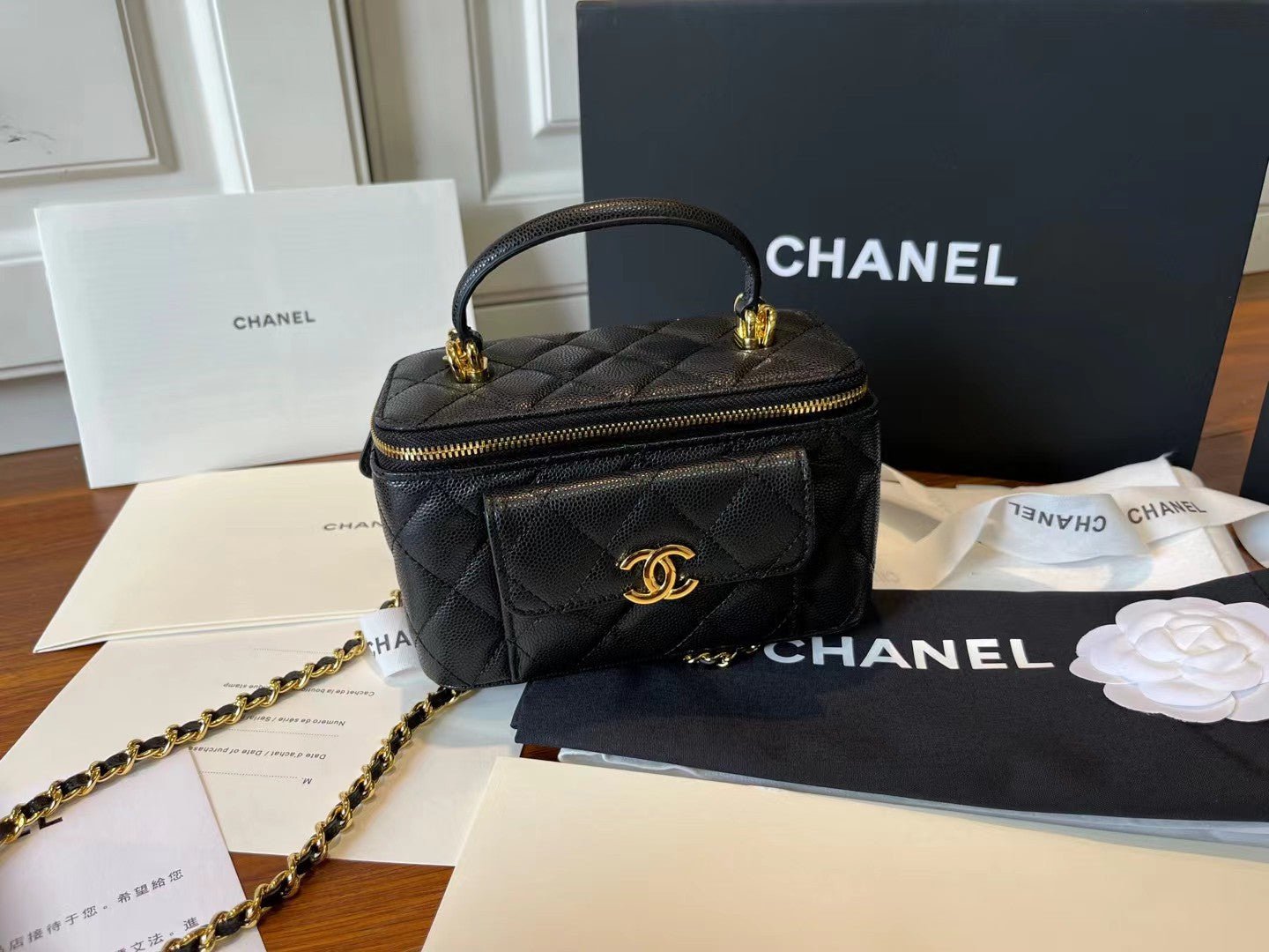 Vanity case con cadena Chanel