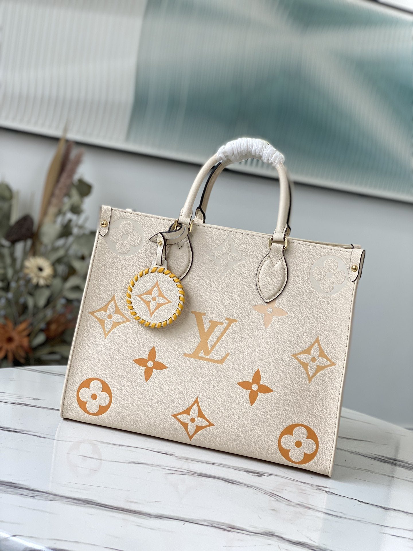 BOLSO ONTHEGO MM Louis Vuitton