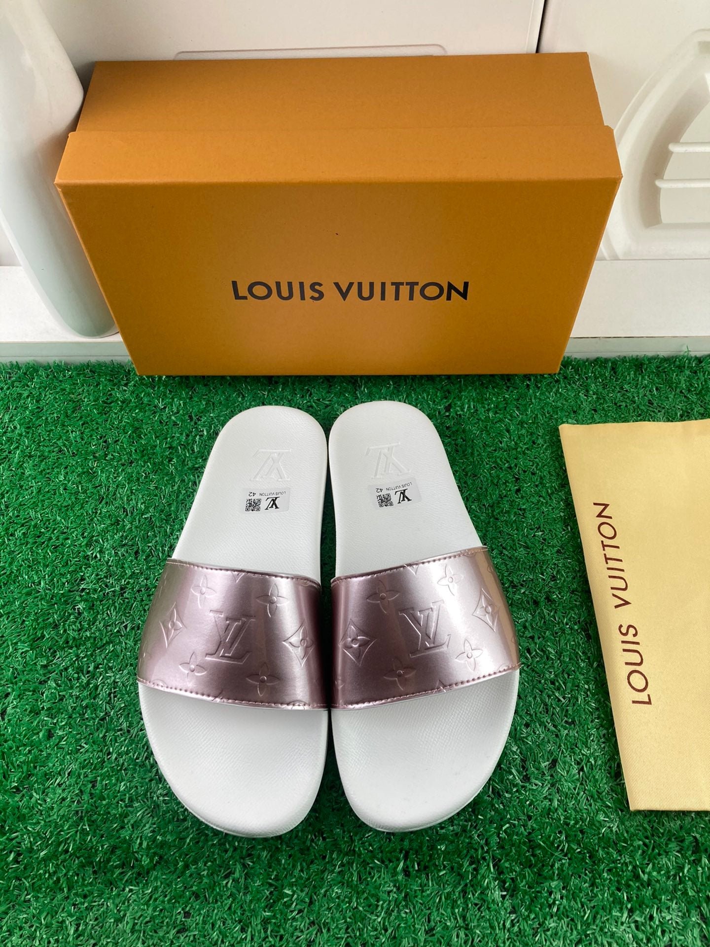 MULE WATERFRONT LOUIS VUITTON