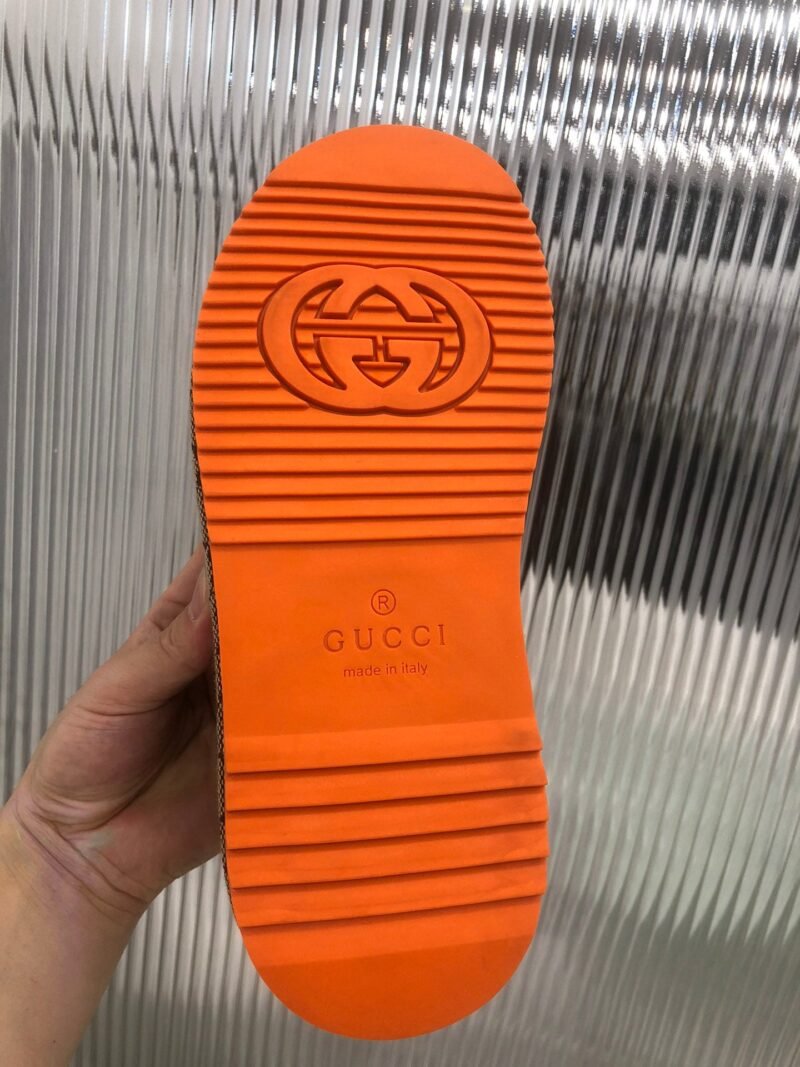 Sandalia con plataforma GG Gucci - Imagen 8