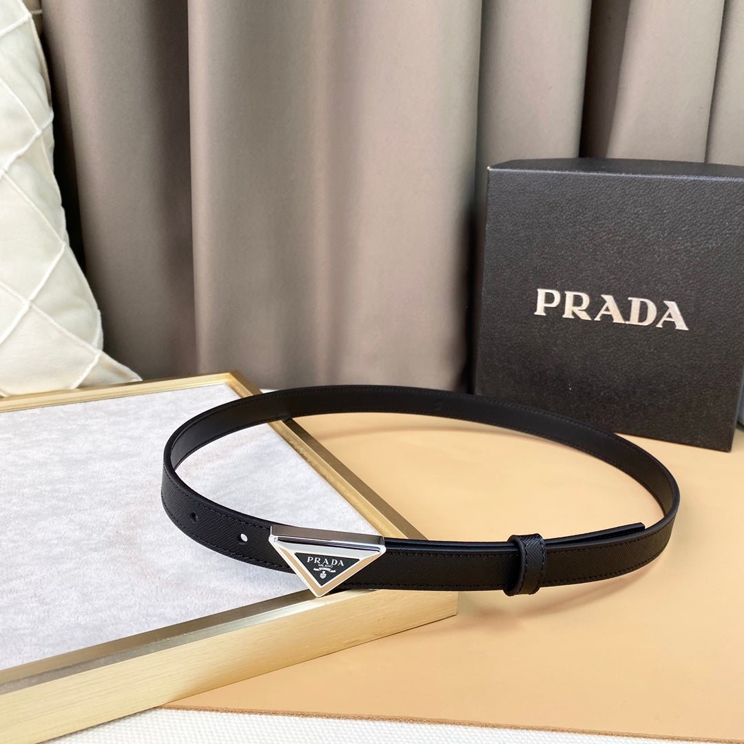 Cinturón de piel saffiano PRADA