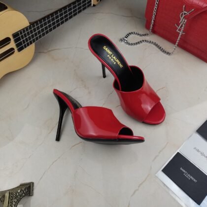 Mules La 16 Charol YSL