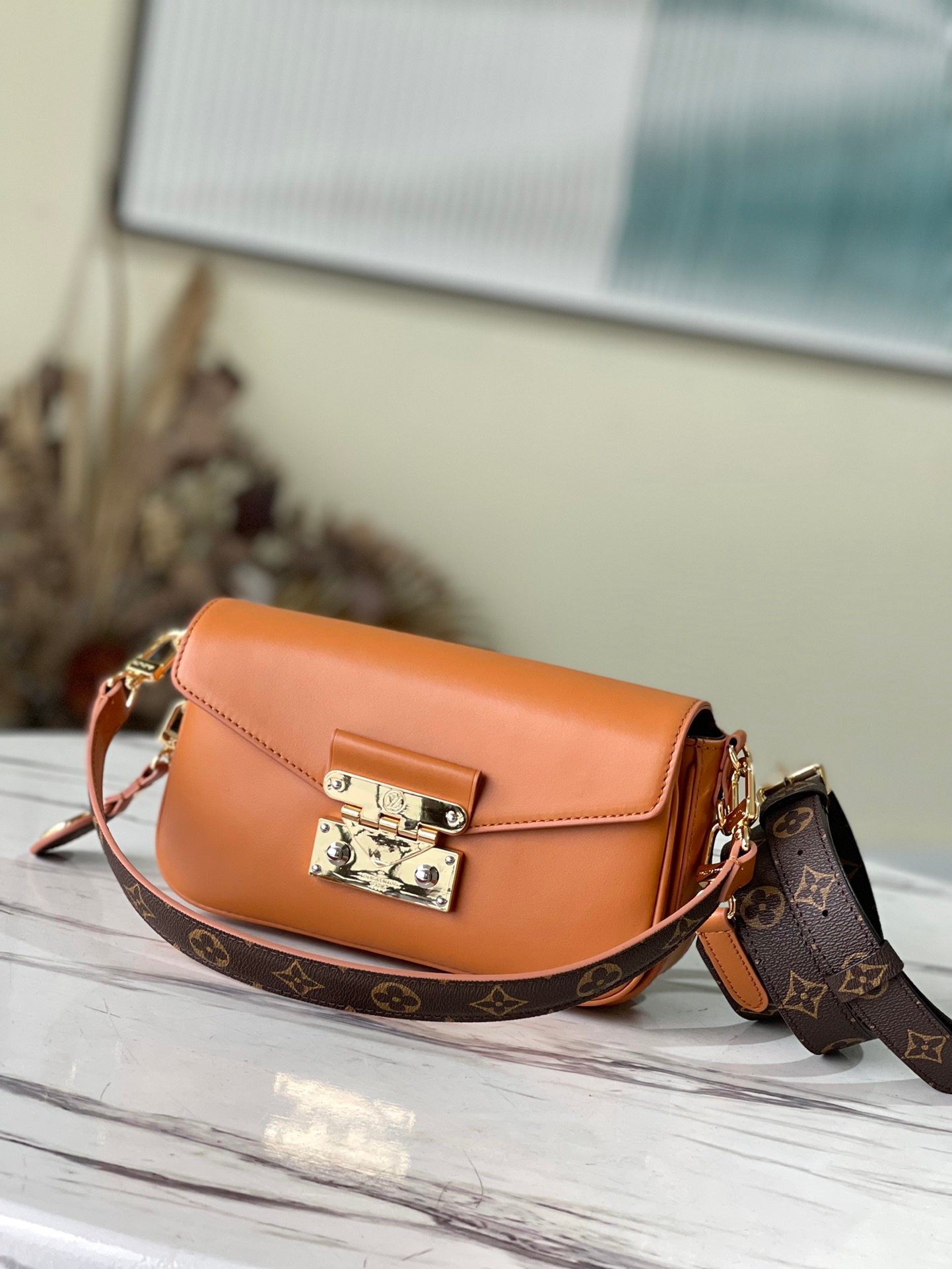 BOLSO SWING Louis Vuiton