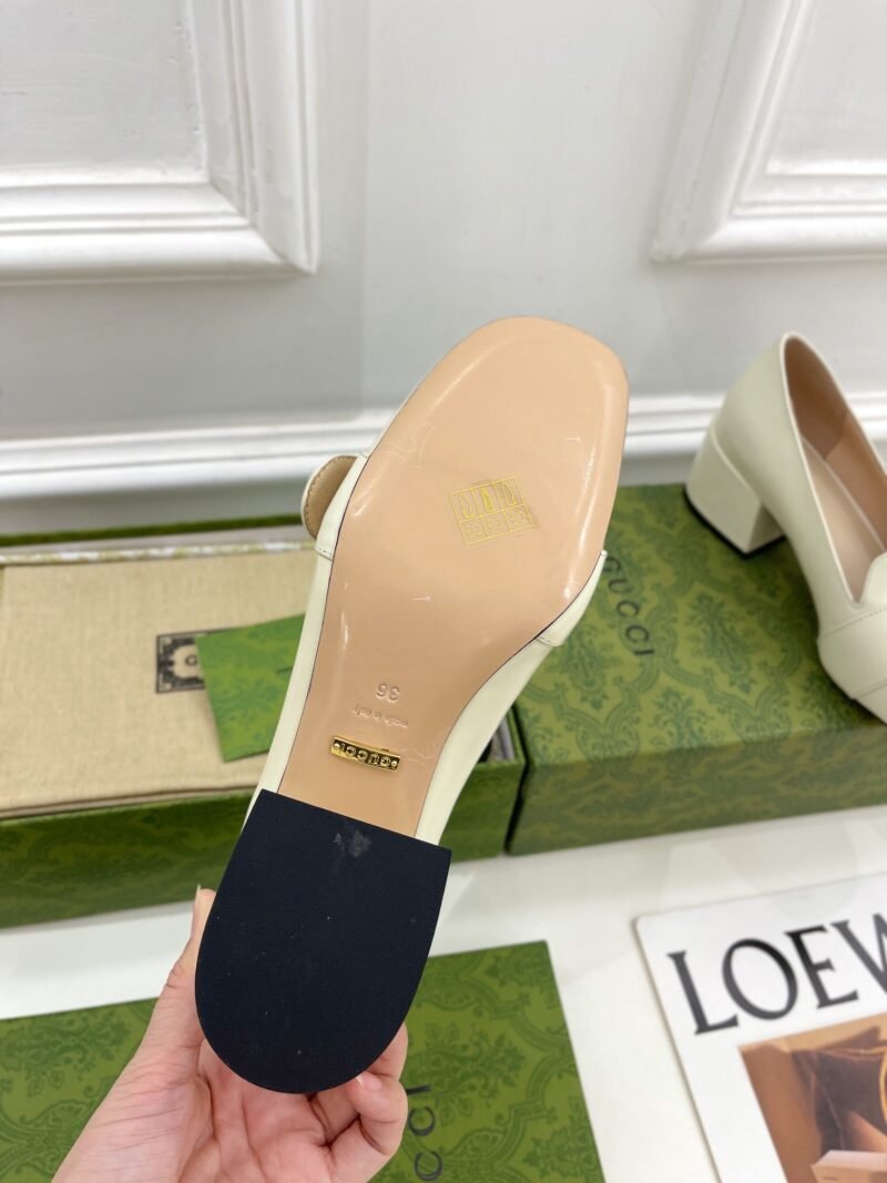 Zapato de salón Gucci Blondie de tacón medio - Imagen 9