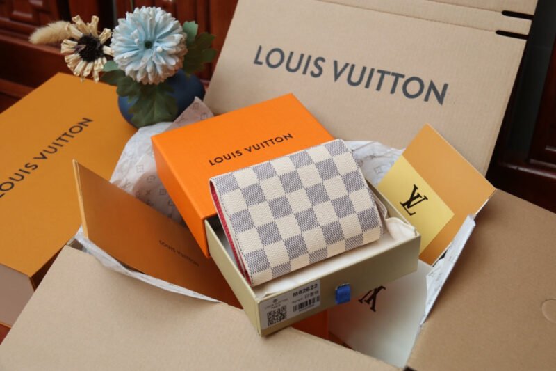 Cartera Victorine Louis Vuitton - Imagen 4