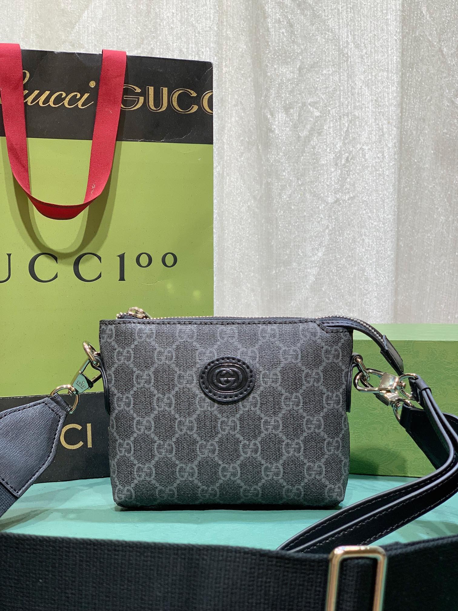 Bolso mensajero Gucci