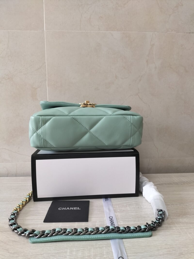 BOLSO CHANEL 19 - Imagen 3