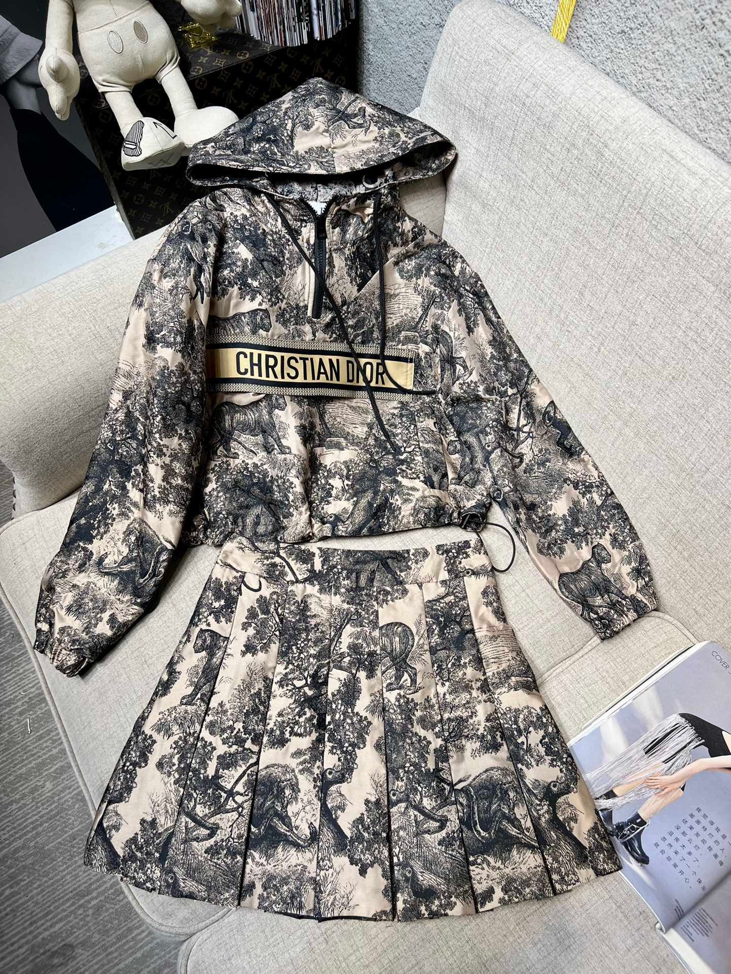Conjunto estampado DIOR