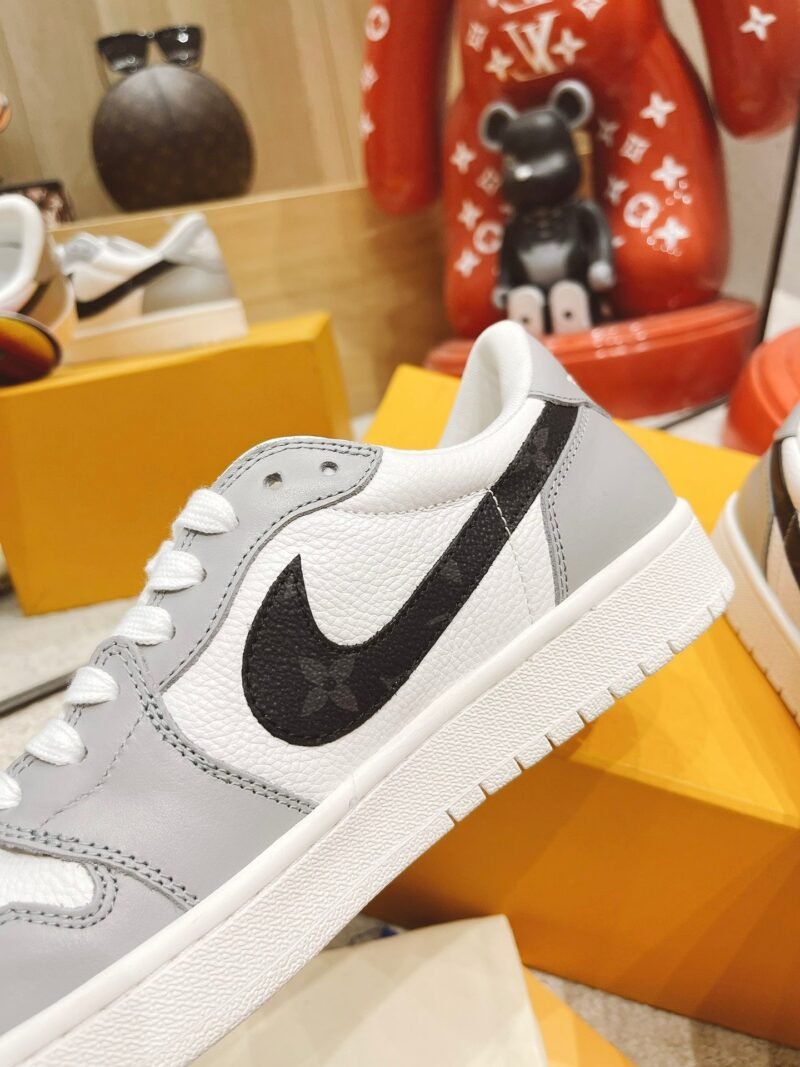 Louis Vuitton for Nike Dunk - Imagen 5