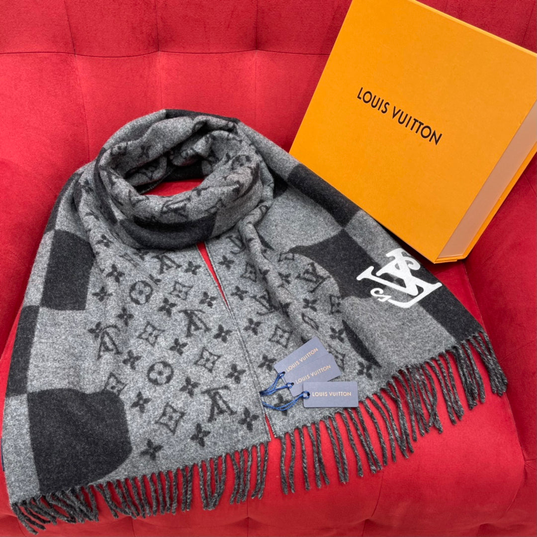 Bufanda LV made LOUIS VUITTON