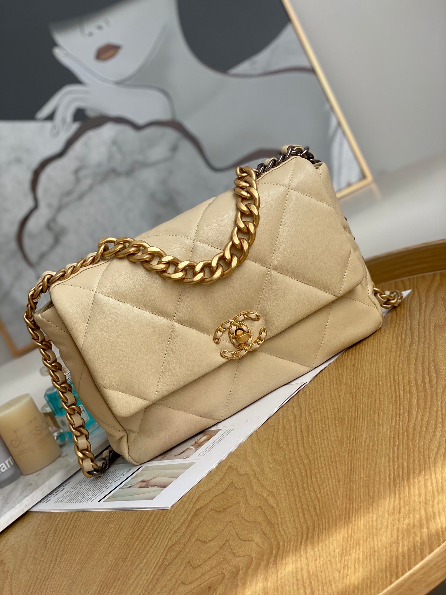 BOLSO GRANDE CHANEL 19