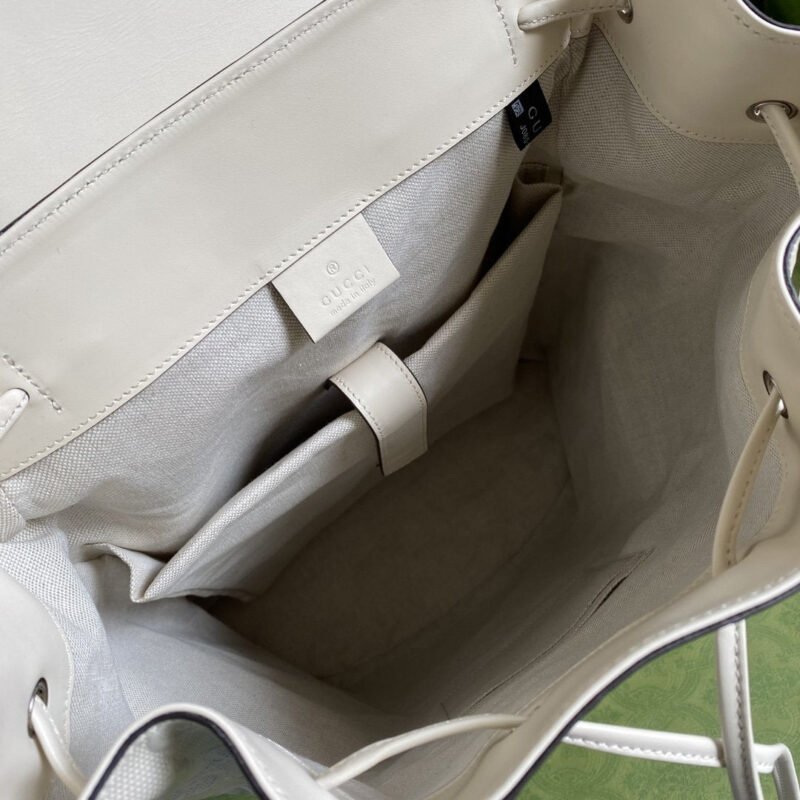 Mochila con GG en relieve GUCCI - Imagen 7