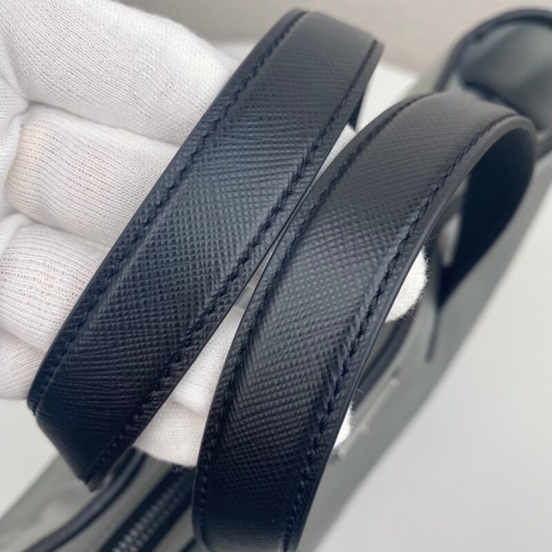 Bolso de Re-Nylon y piel Saffiano Prada - Imagen 5