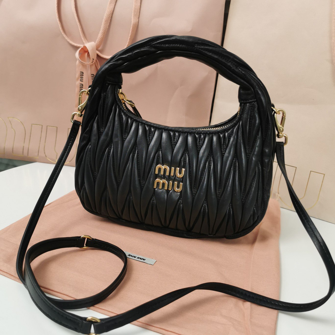 Bolso hobo Wander Miu Miu