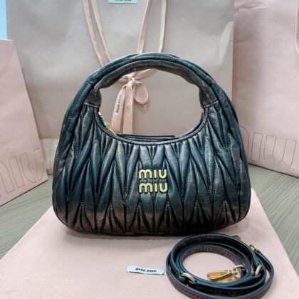 Bolso hobo Wander Miu Miu