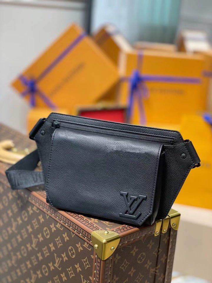 Mochila bandolera Takeoff LOUIS VUITTON