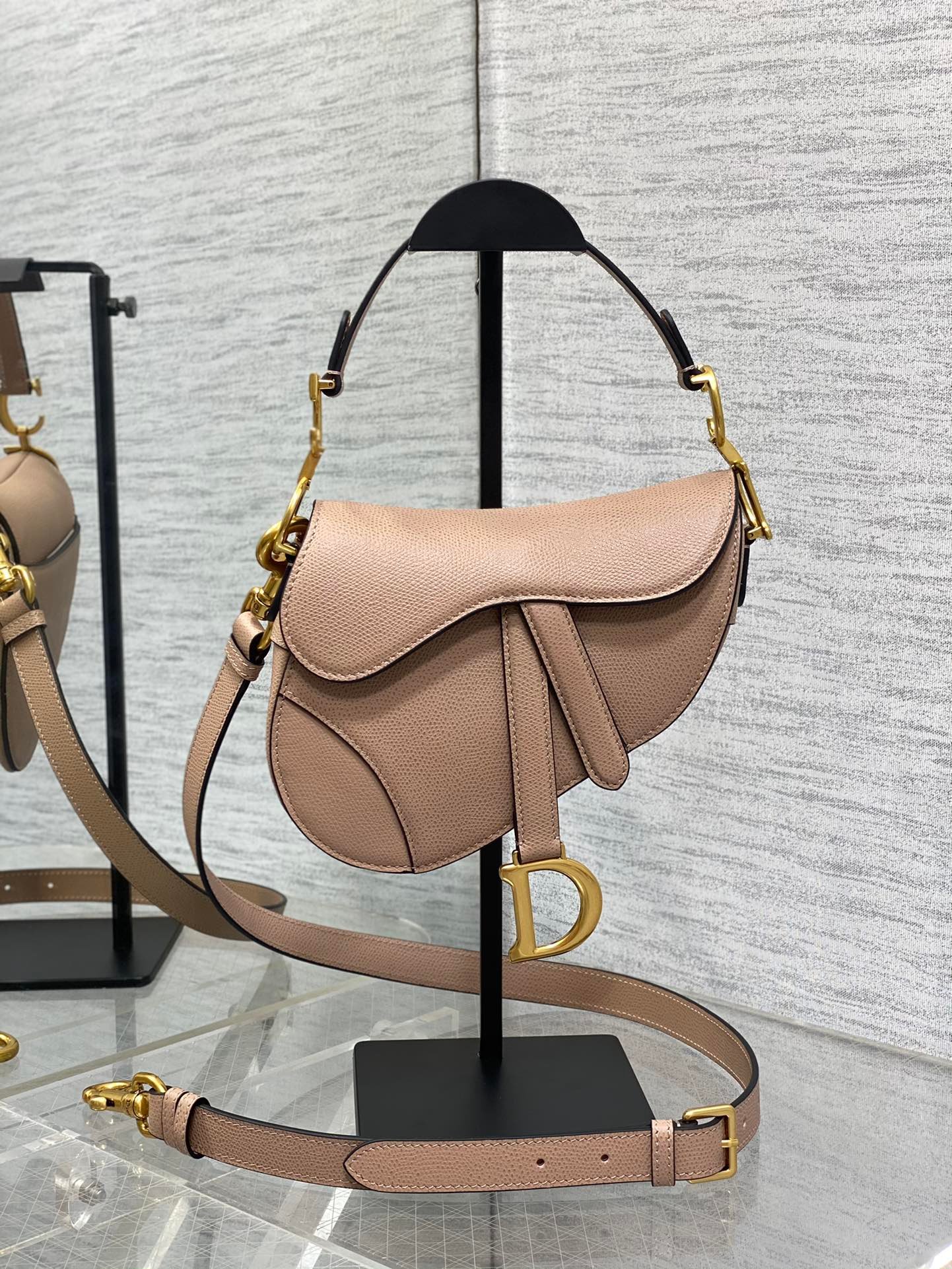 Bolso mini Saddle con bandolera Dior