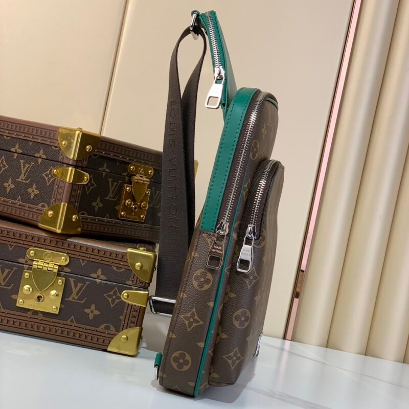 Mochila Bandolera Avenue PM LOUIS VUITTON - Imagen 2