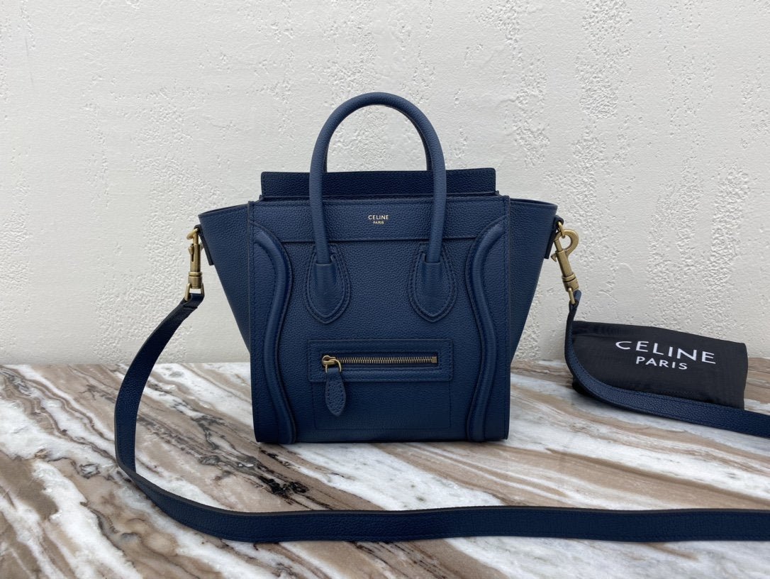 BOLSO LUGGAGE NANO DE PIEL MARTILLADA CELINE