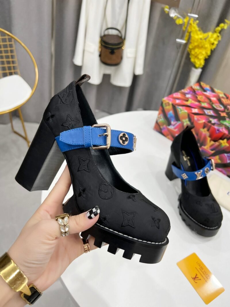 ZAPATO DE SALÓN LOUIS VUITTON - Imagen 4