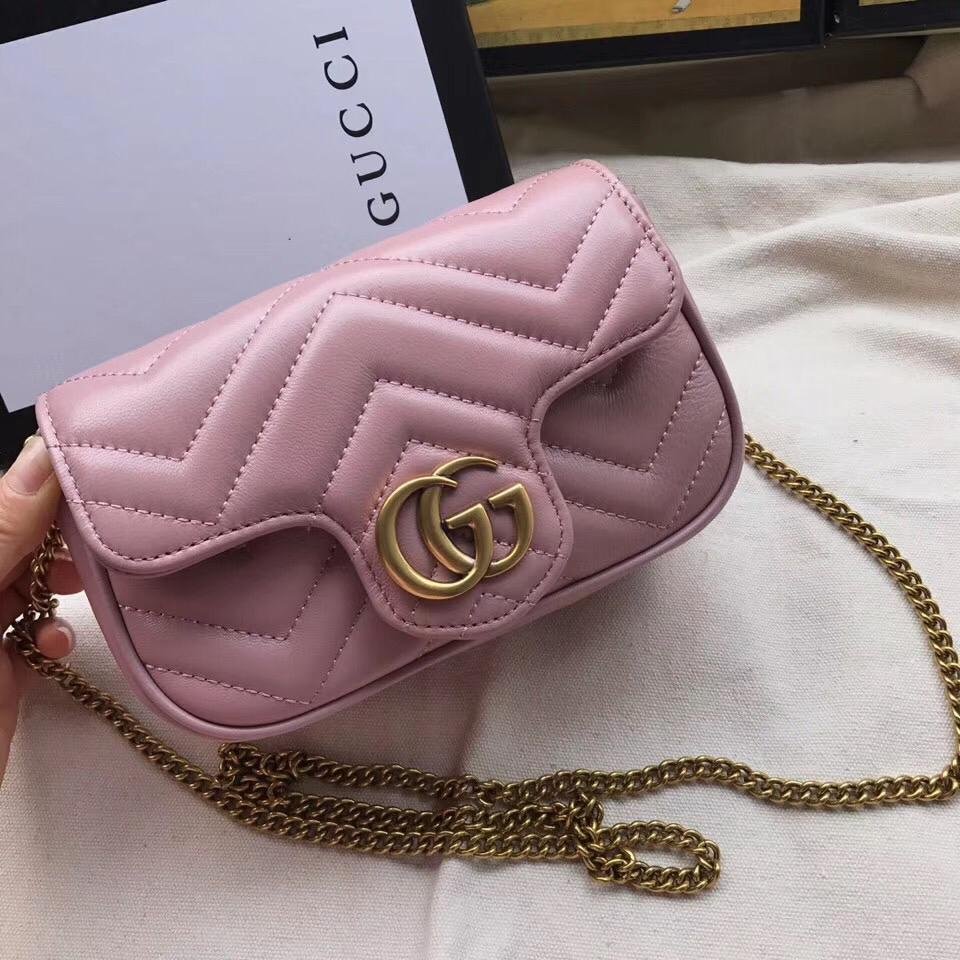 Microbolso GG Marmont de Piel Matelassé GUCCI