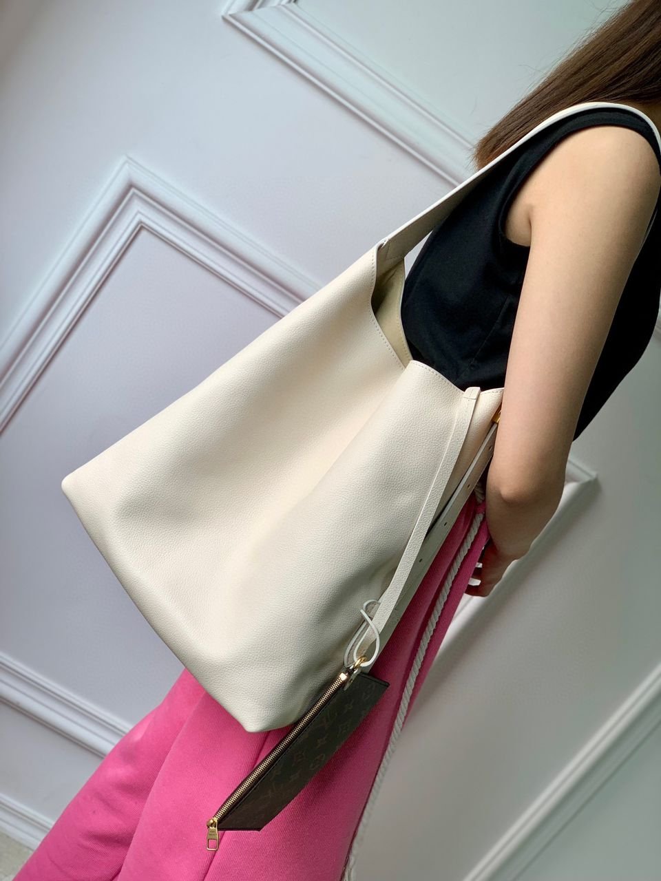 Bolso Low Key Hobo MM Louis Vuitton