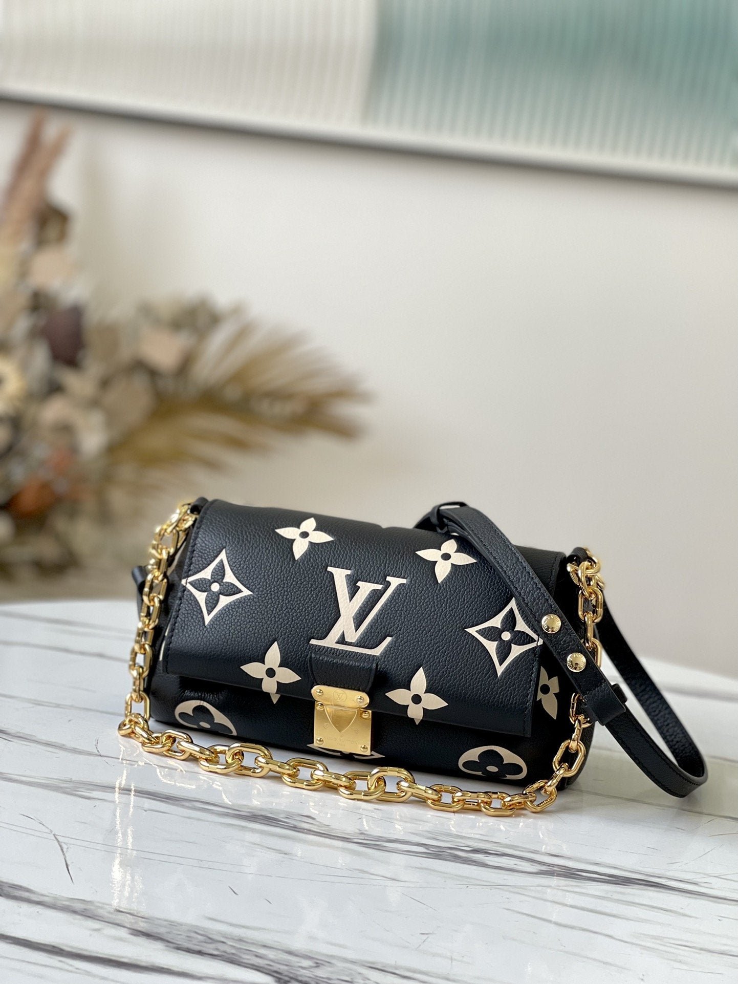 BOLSO FAVORITE Louis Vuitton