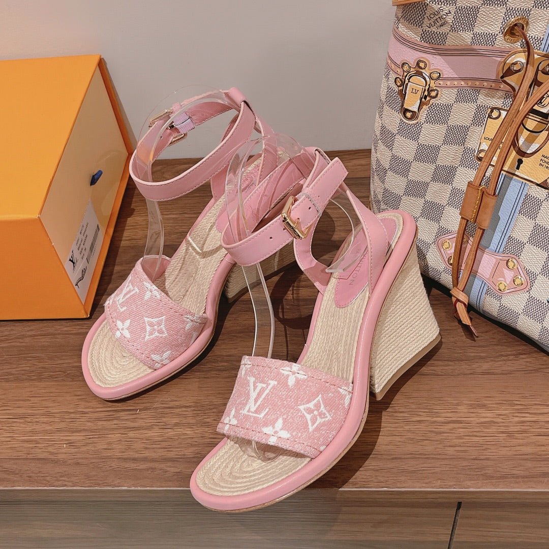 Sandalia con Cuña Maia Louis Vuitton