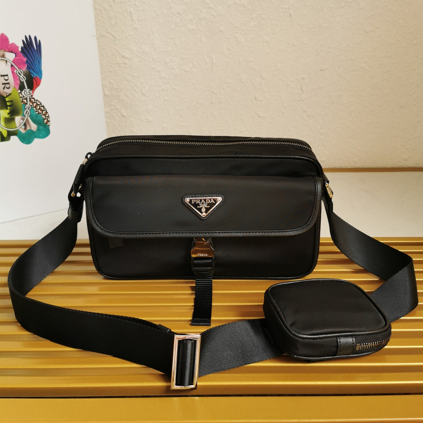 Bandolera de Re-Nylon y piel Saffiano PRADA