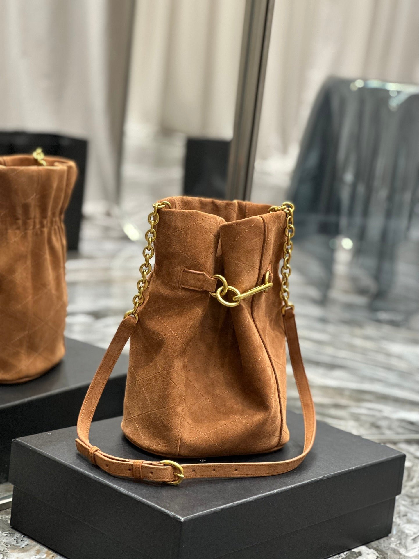 Mochila Maillon Quilted Bucket YSL