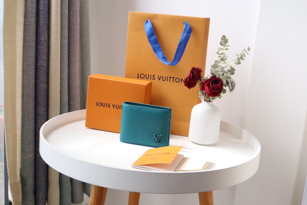 CARTERA MULTIPLE Louis Vuitton
