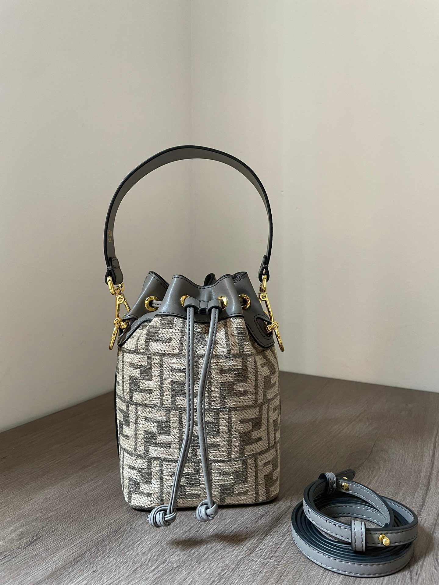 Mon Tresor Mediano Fendi