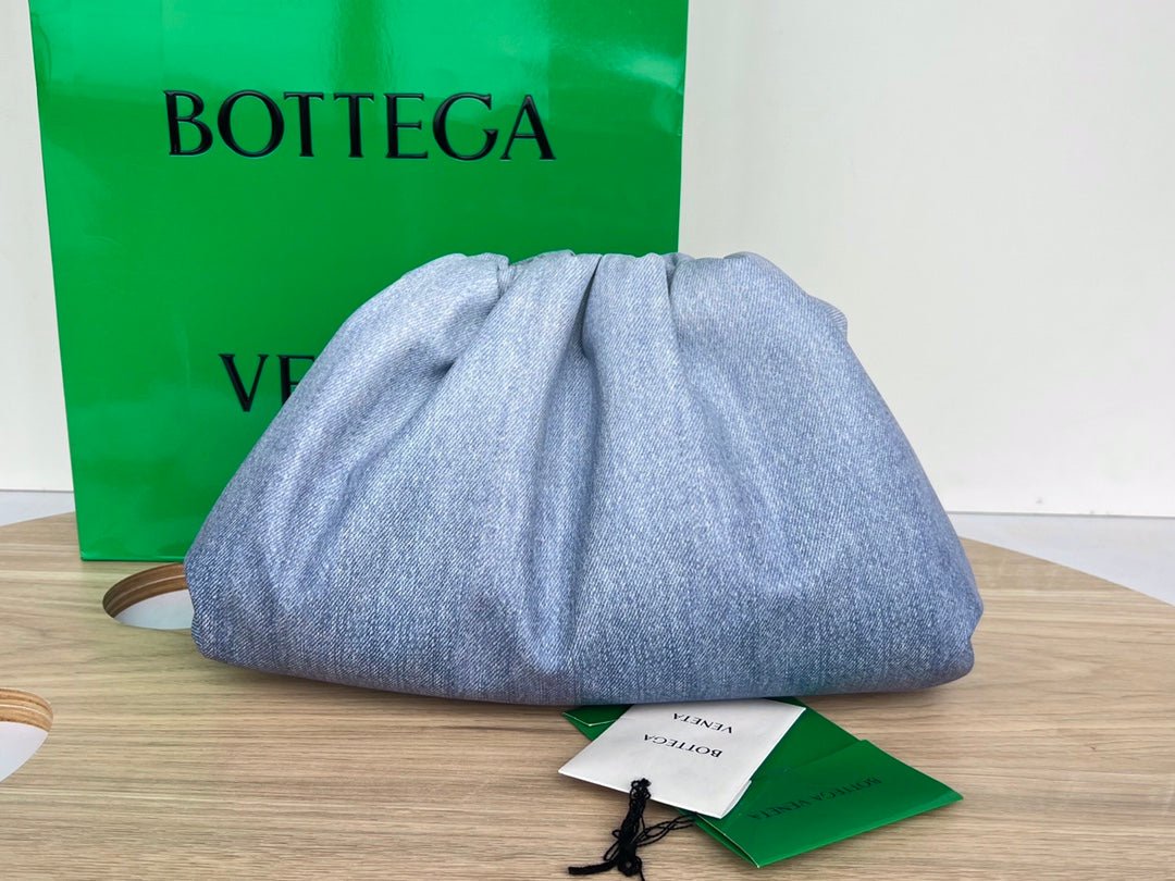 Bolso pouch BOTTEGA VENETA
