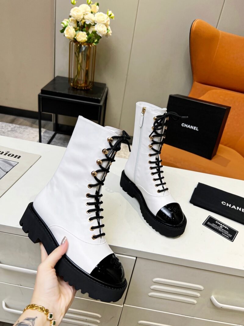 Botines de cordón Chanel - Imagen 2