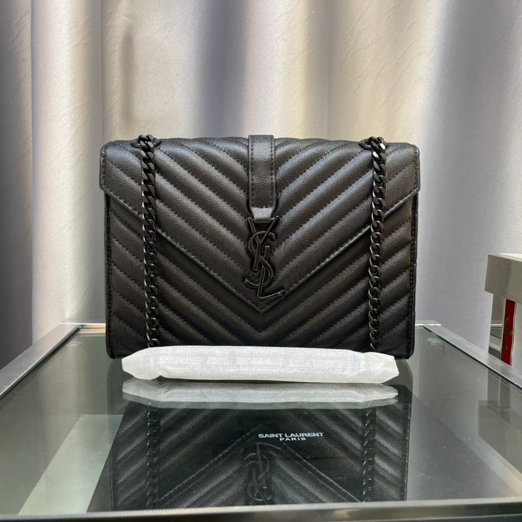 Bolso Envelope Medium YSL