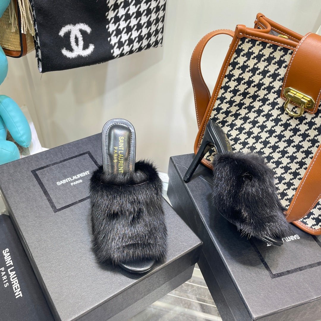 Sandalia Mule La 16 de Pelo YSL