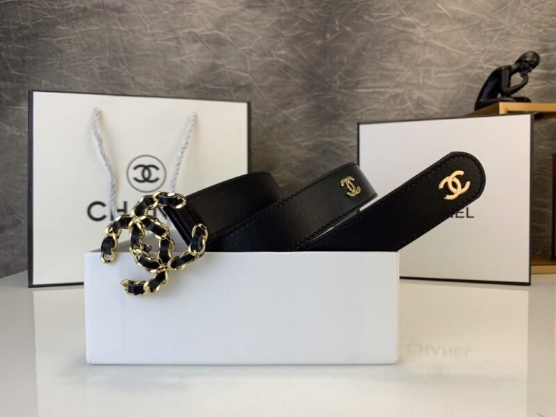 Cinturón de piel CHANEL - Imagen 2