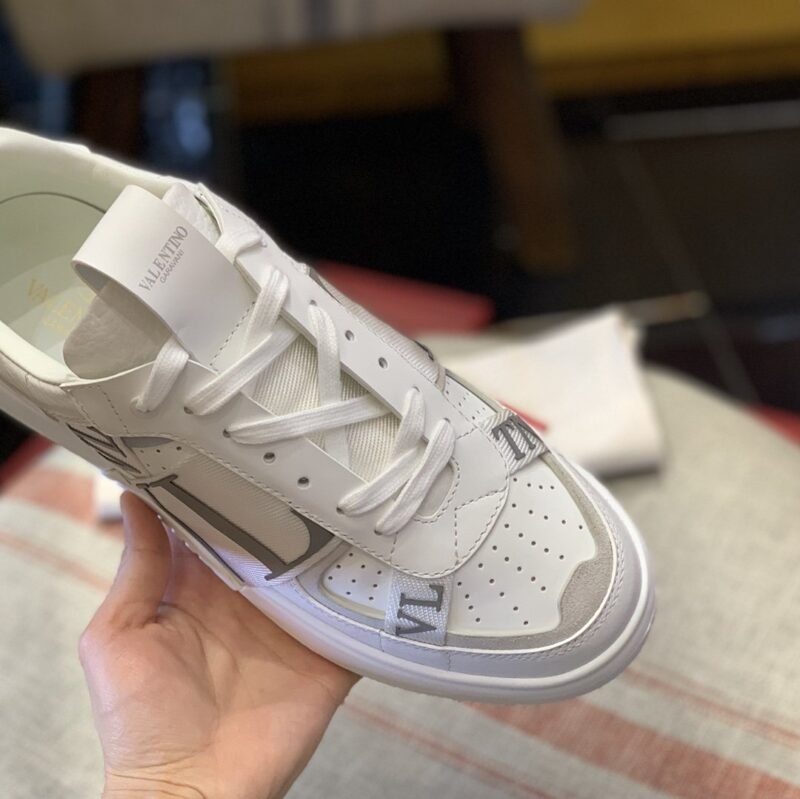 ZAPATILLA VL7N DE PIEL Y CINTAS VALENTINO GARAVANI - Imagen 4