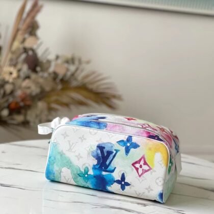 NECESER DE ASEO DOPP KIT Louis Vuitton