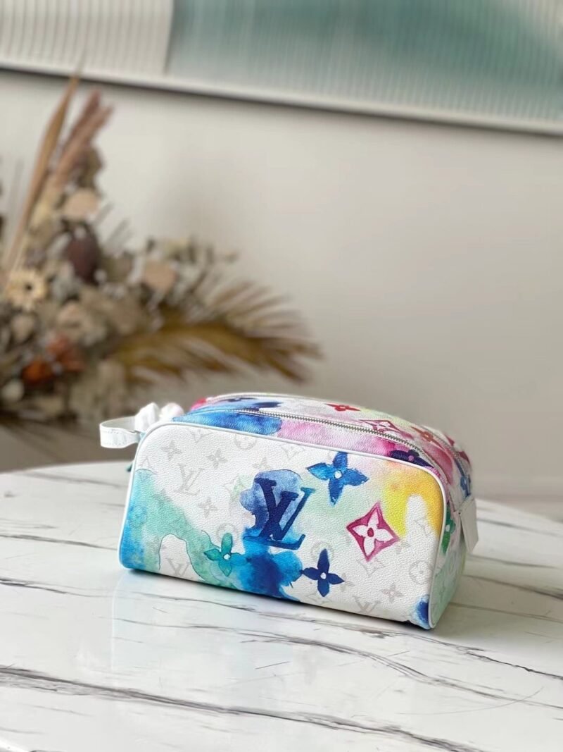 NECESER DE ASEO DOPP KIT Louis Vuitton
