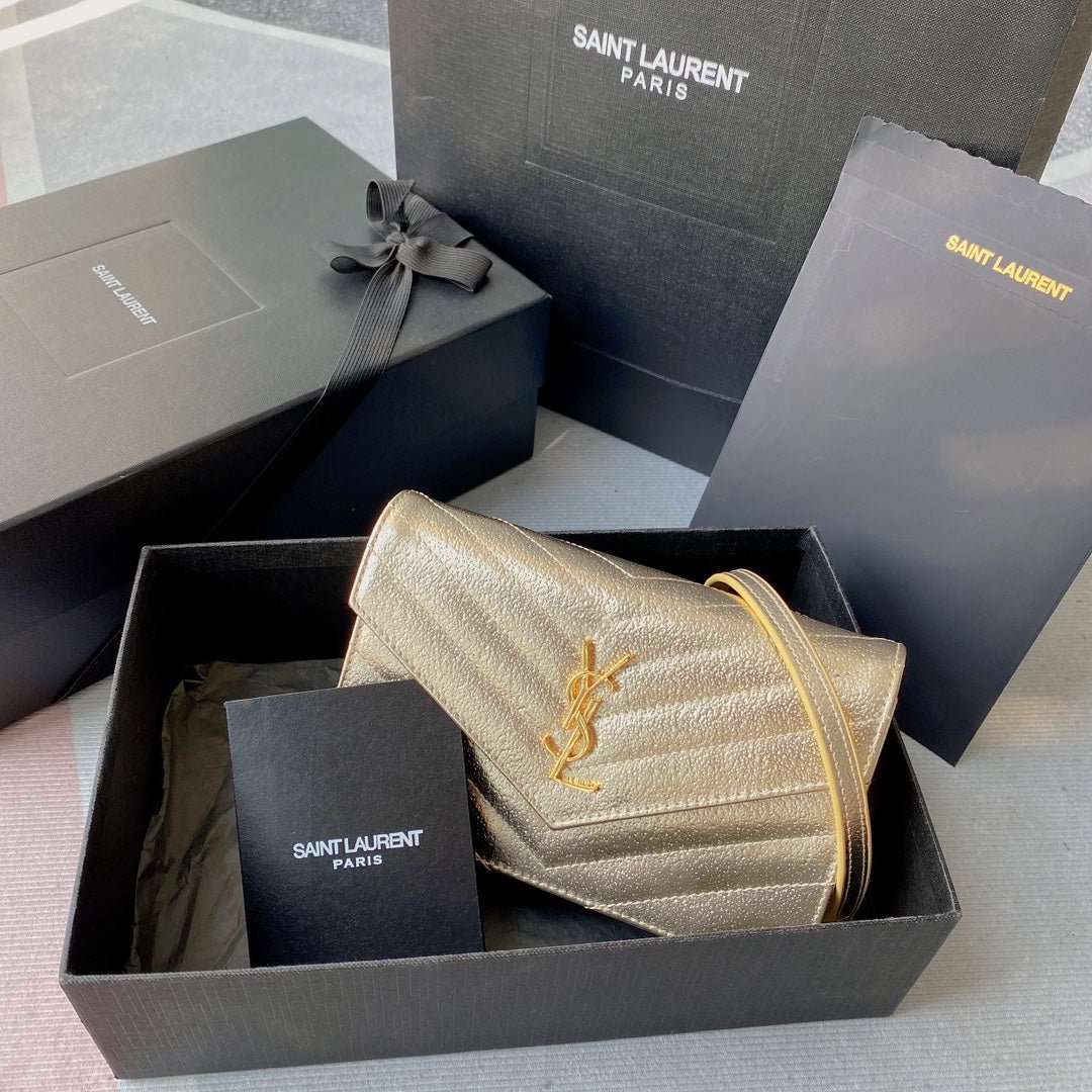 BOLSO CASSANDRE MATELASSÉ YSL