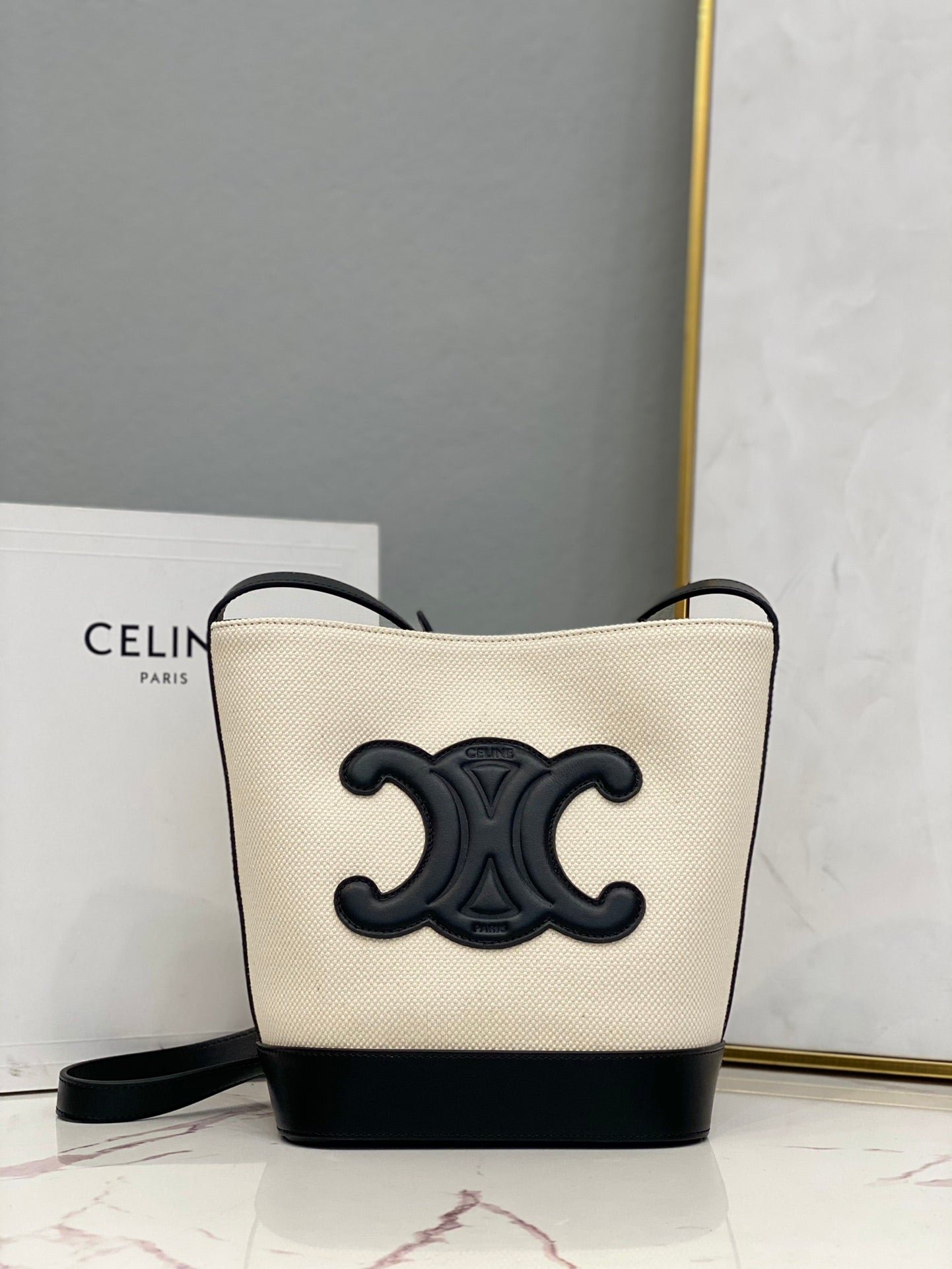 Bolso Cubo Pequeño Celine